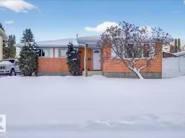 House for sale in Saint Albert, Alberta