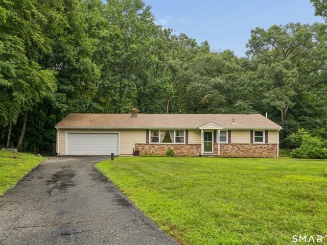 House for sale in Shelton, Connecticut