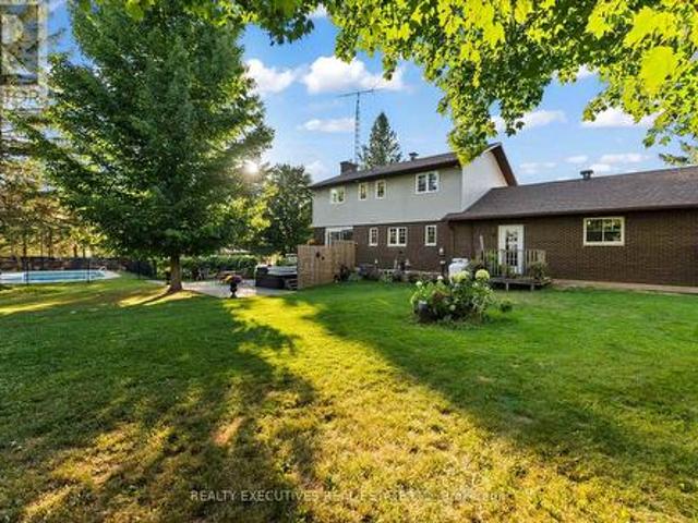 House for sale in Rideau Lakes, Ontario