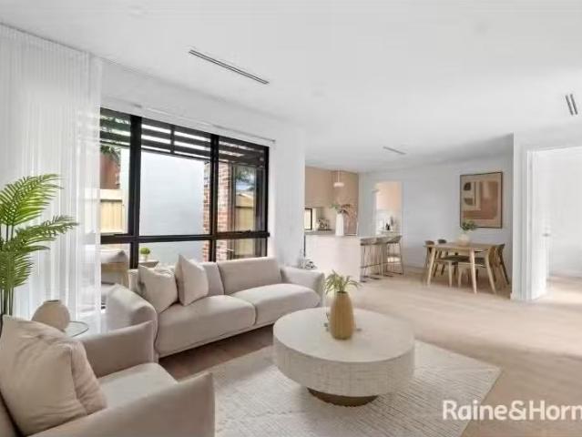 Condo for rent in Camerons Creek, Victoria