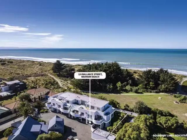 House for sale in Chaslands, Canterbury