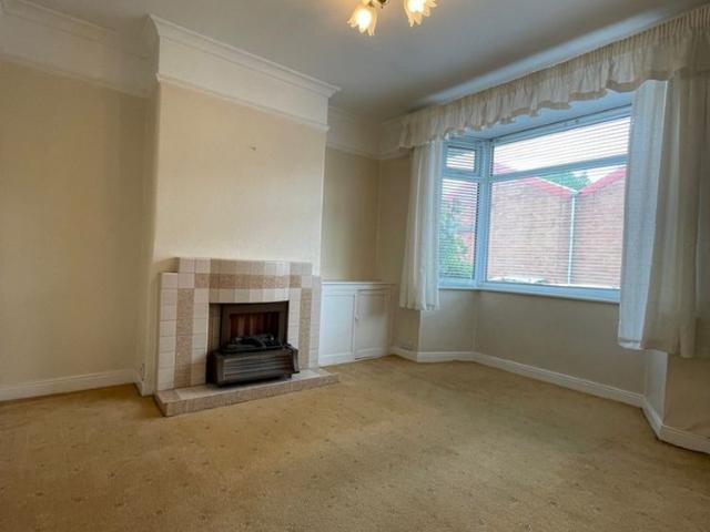 Townhouse for rent in Willowfield, Belfast