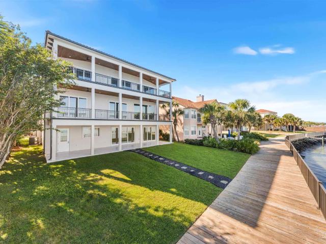 House for sale in Gulf Breeze, Florida