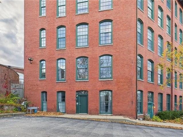 Condo for sale in Pawtucket, Rhode Island