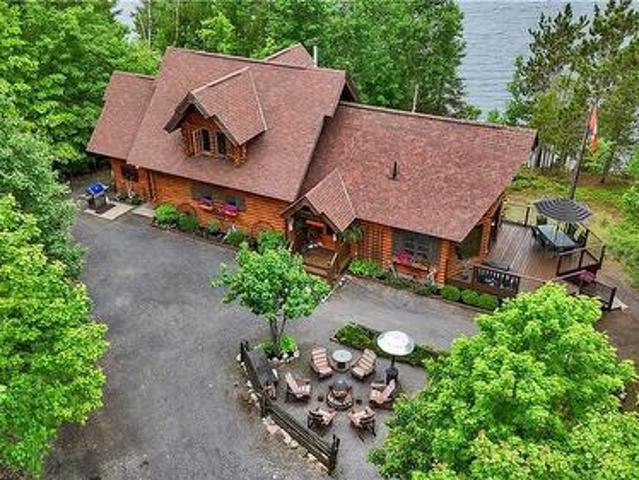 House for sale in Elliot Lake, Ontario