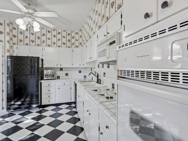 Property for sale in Gibsonton, Maryland