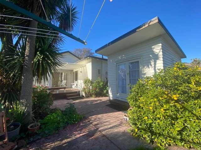 House for rent in Chaslands, Canterbury