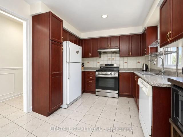 House for rent in Brampton, Golden Horseshoe