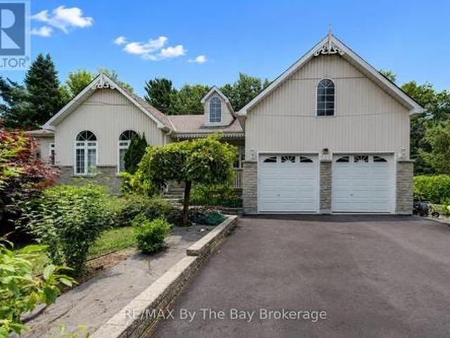House for sale in Wasaga Beach, Ontario