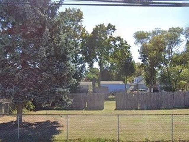 Land for sale in Bohemia, New York