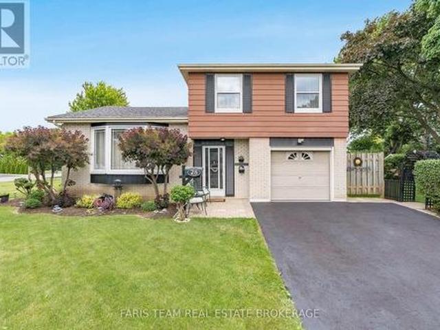 House for sale in Georgina, Ontario