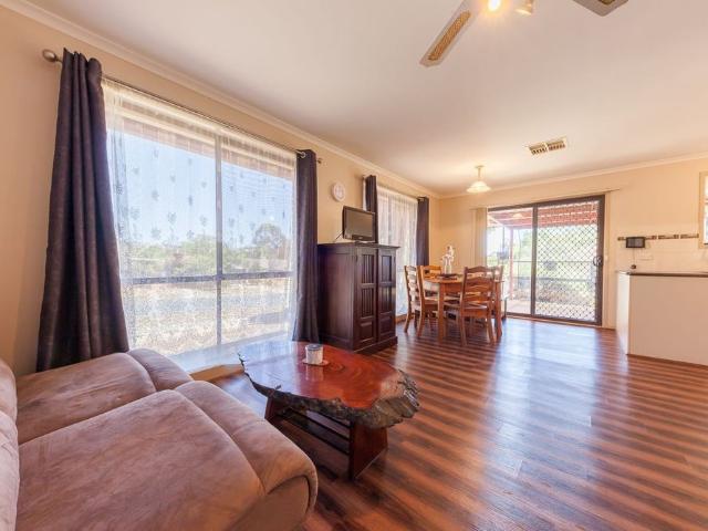 House for rent in West Wodonga, Victoria