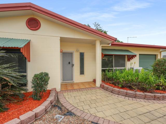 House for rent in Mount Sheridan, Cairns Regional
