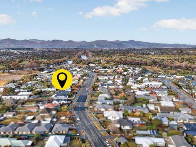 House for sale in Chaslands, Canterbury