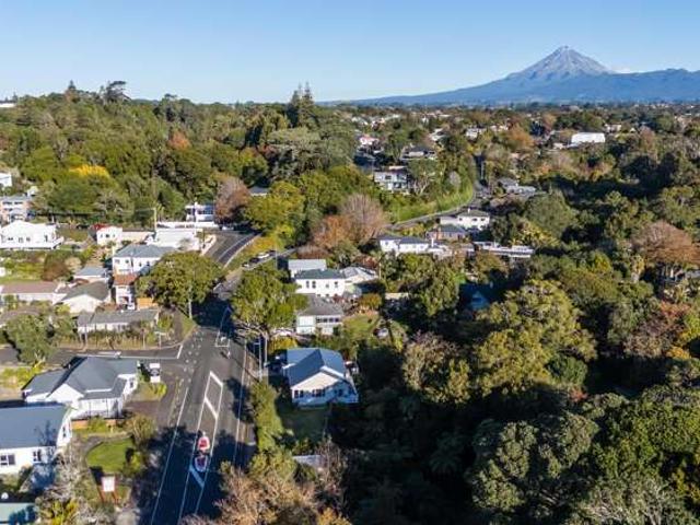 House for sale in Taranaki