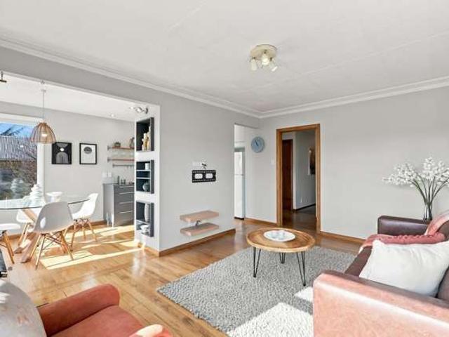 House for sale in Otakou