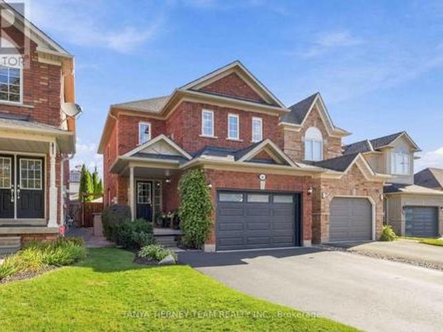 House for sale in Whitby, Golden Horseshoe
