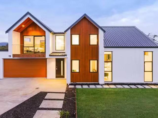 House for sale in Papakura