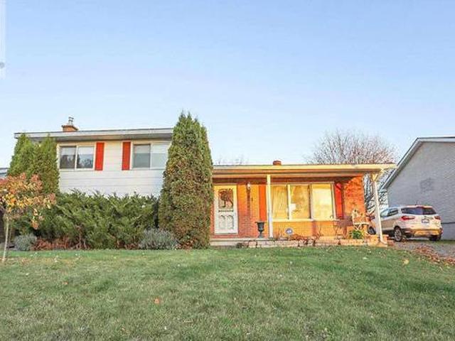 House for sale in Sault Sainte Marie, Ontario