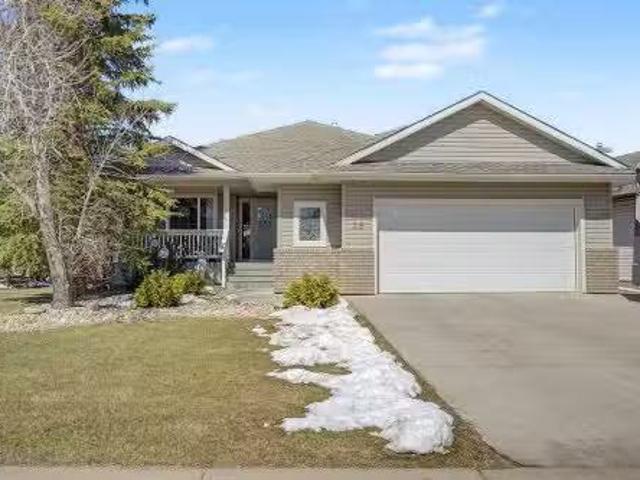 House for sale in Sherwood Park, Alberta