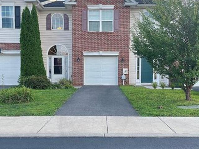 Townhouse for sale in West Virginia