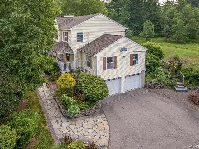 House for sale in Gardiner, New York