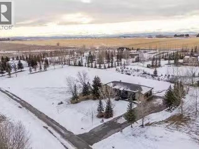 House for sale in Alberta
