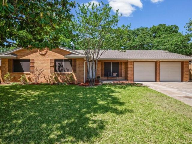 House for sale in Bedford, Texas