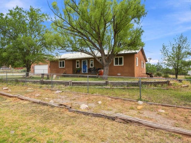 House for sale in Cedar Crest, New Mexico
