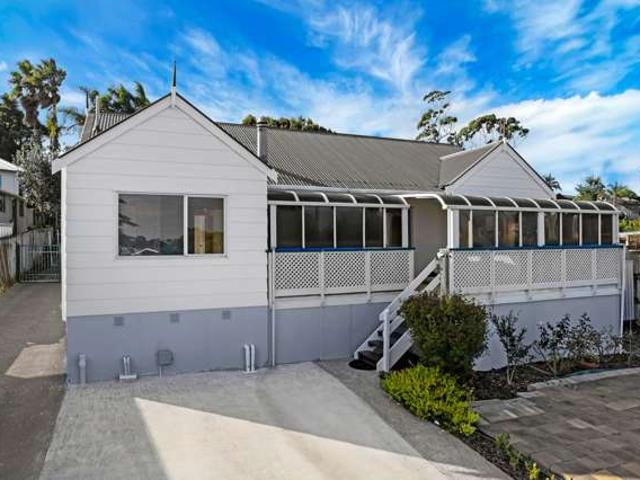 House for sale in Howick