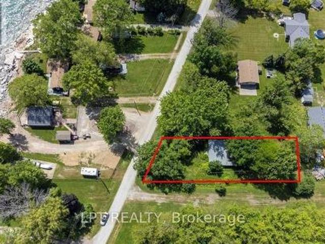 House for sale in Ontario