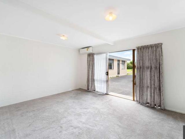 House for sale in Papakura