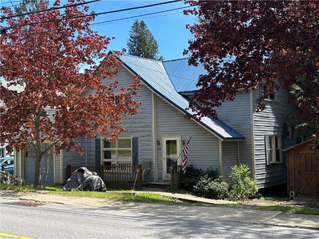 House for sale in Ludlow, Pennsylvania