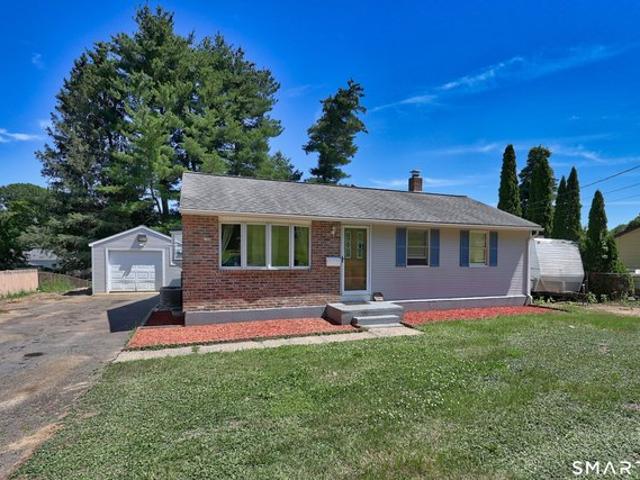 House for sale in Plymouth, Connecticut