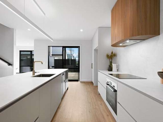 Townhouse for sale in Pukekura, Waikato