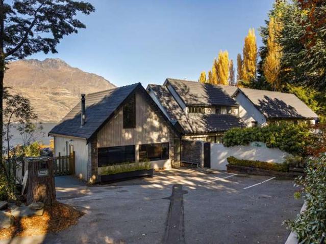 House for sale in Days Bay, Wellington