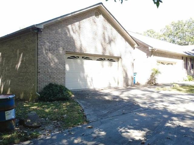 House for sale in Henagar, DeKalb County