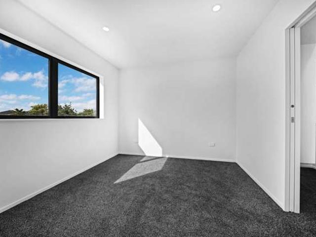 House for rent in Owhata, Oroua County