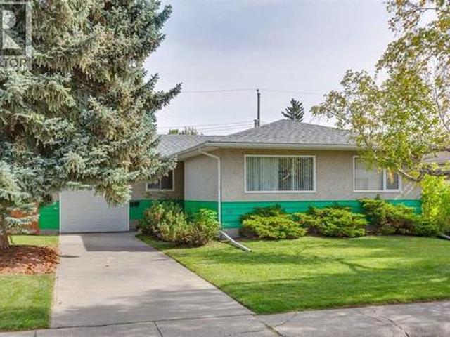 House for sale in Northwest, Alberta