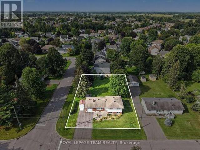 House for sale in Rideau-Jock, Ottawa
