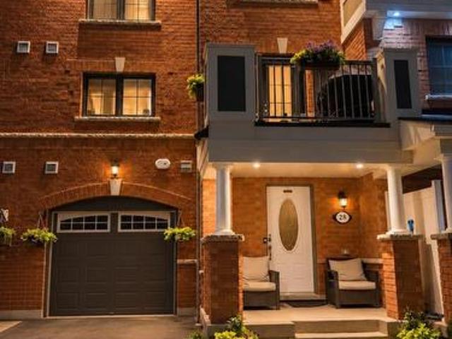 House for sale in Whitby, Golden Horseshoe