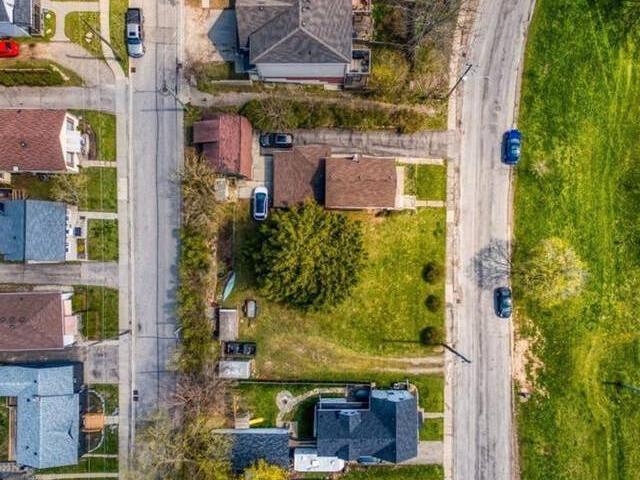 House for sale in Brantford, Ontario