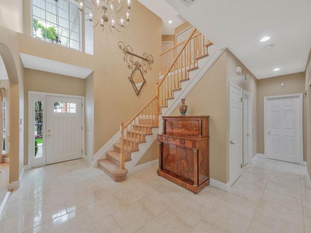 Condo for sale in Commack