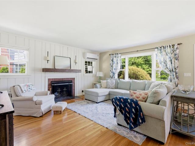 House for sale in Bohemia, New York