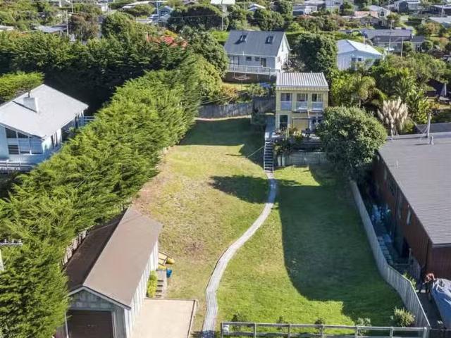 House for sale in Waikanae Beach, Wellington
