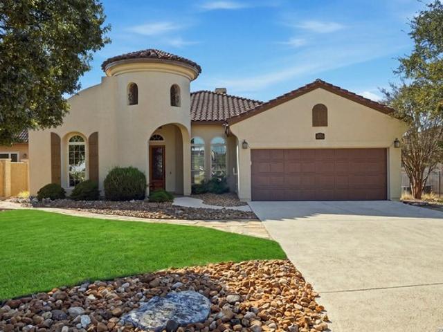 House for sale in Boerne, Kendall County