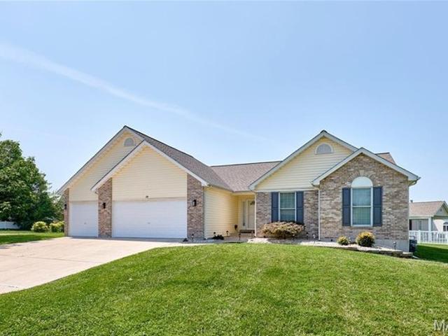 House for sale in Saint Peters, Missouri