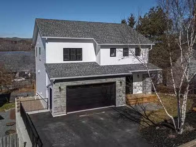 House for sale in Dartmouth, Nova Scotia