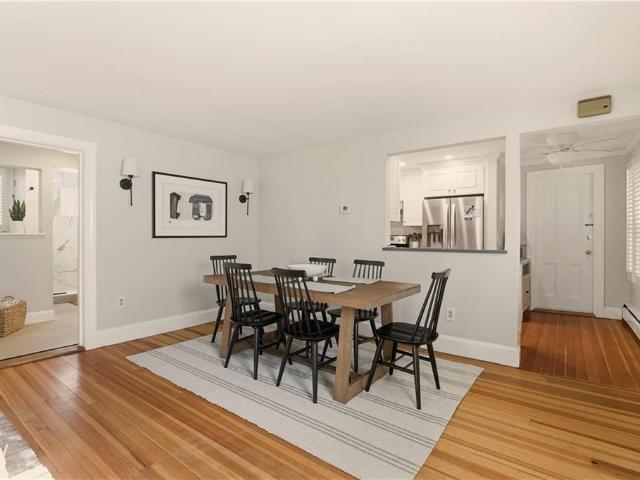 Condo for rent in Newport, Newport County