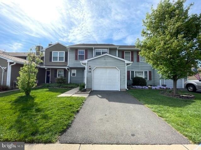 Townhouse for sale in Bordentown, New Jersey